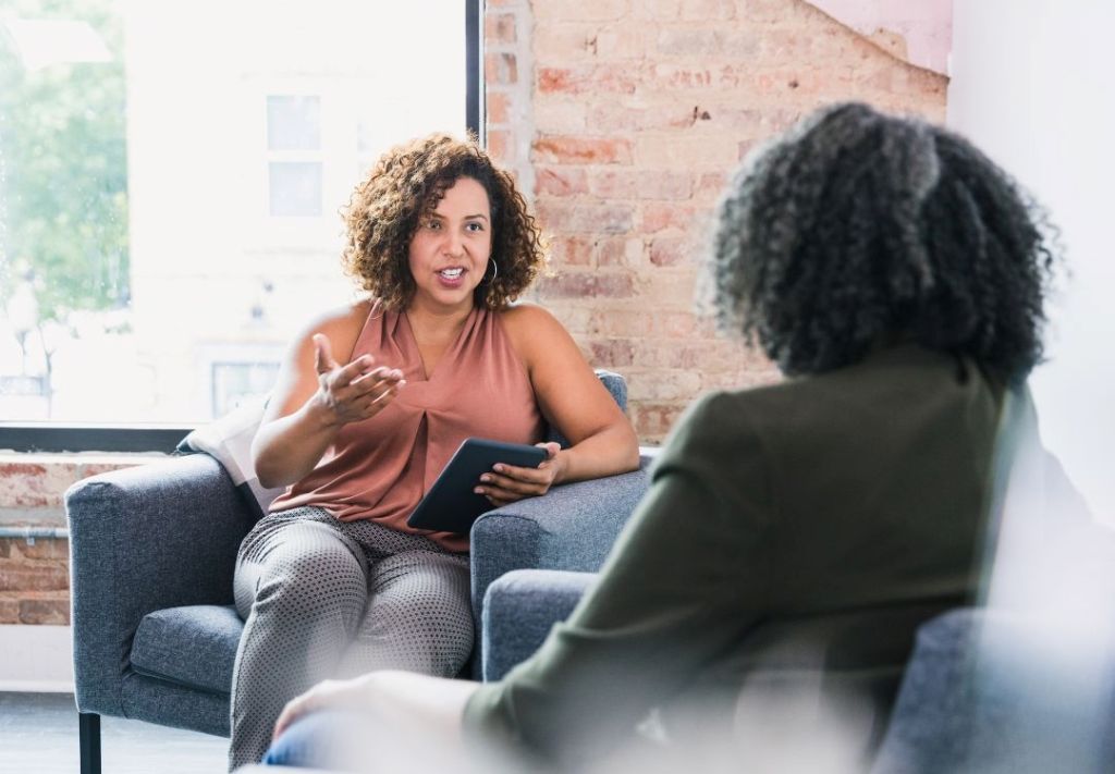 Ofrecen asesoría legal gratuita para víctimas de violencia doméstica