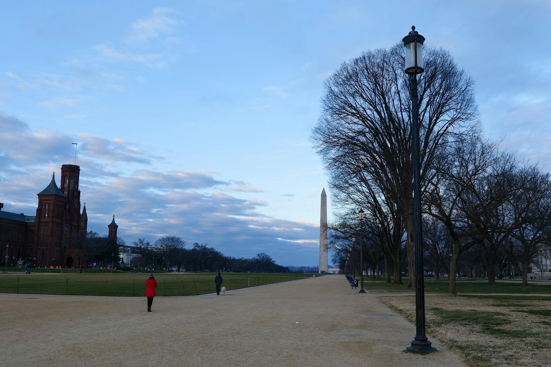 national mall washington dc with washington monument